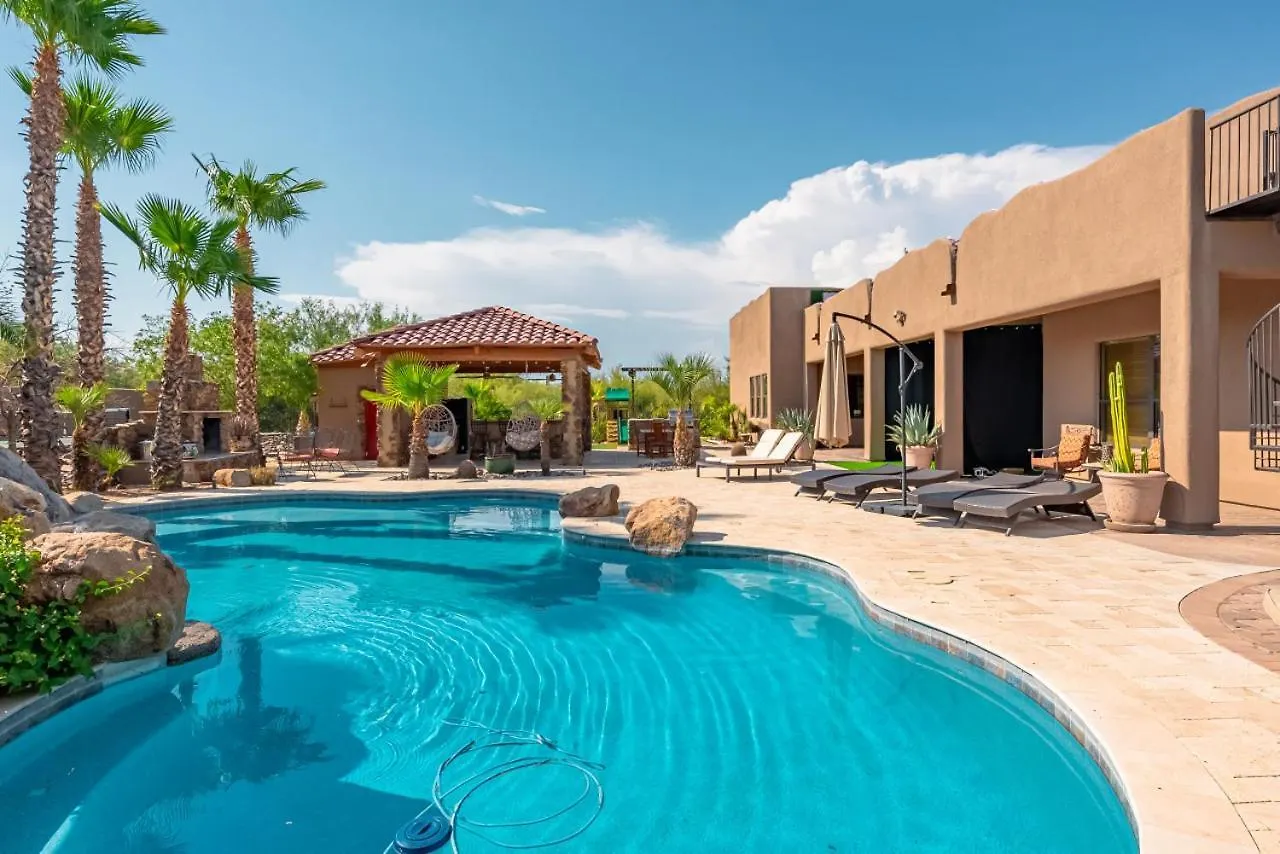 וילה סקוטסדייל Amazing Views - Pickleball - Golf - Sleeps 25 ארצות הברית
